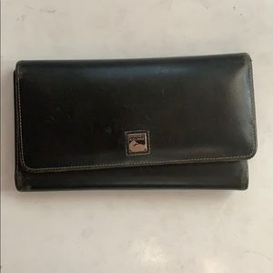 Dooney Bourke wallet